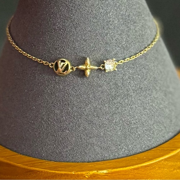 La Petite LV Bracelet. Preloved. (2000-2010) - Picture 1 of 14